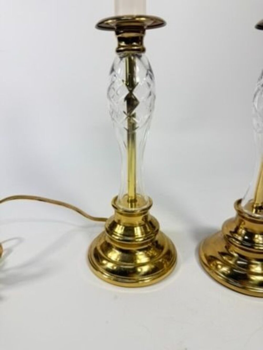 Pair Candlestick Lamps Boudoir Table Buffet Cut Crystal Brass Vintage Traditiona - Picture 8 of 16